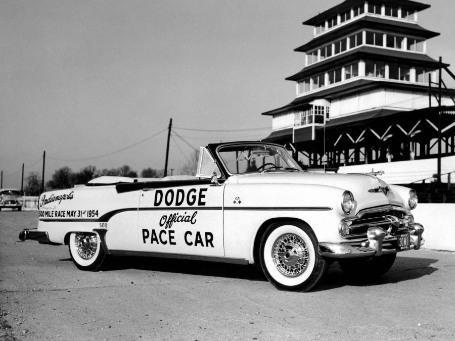  Dodge Royal Convertible Indy 500 Pace Car 1954 года  (фото 2 из 13)